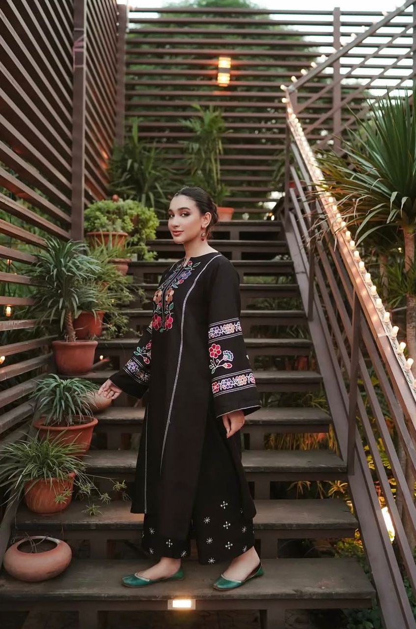 BLACK Embroidered 2PC-Outfit