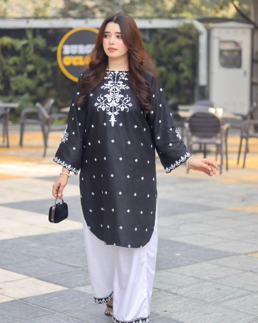 Black Pearl EMB 2PC